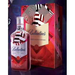 Rượu Ballantines Finest đỏ